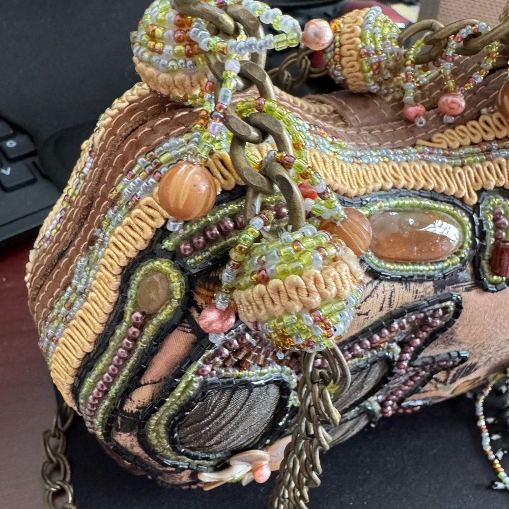 Vintage Mary Frances Floral Shoulder Handbag with Beaded Gold/Brown/Vrs Accents - Picture 5 of 14